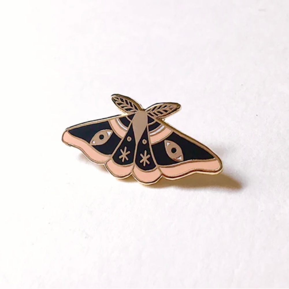 Eradura black moth pin pre-loved gold tone
